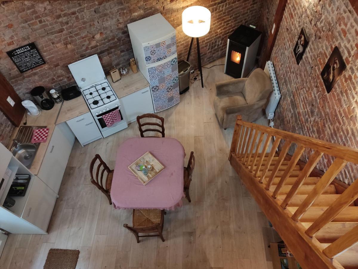 Bed and Breakfast La Demeure Avesnoise Wignehies Екстер'єр фото