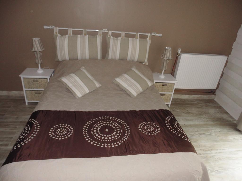 Bed and Breakfast La Demeure Avesnoise Wignehies Екстер'єр фото