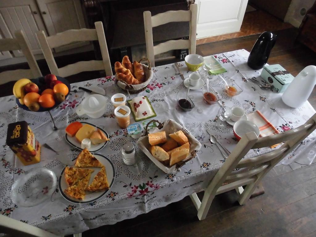 Bed and Breakfast La Demeure Avesnoise Wignehies Екстер'єр фото