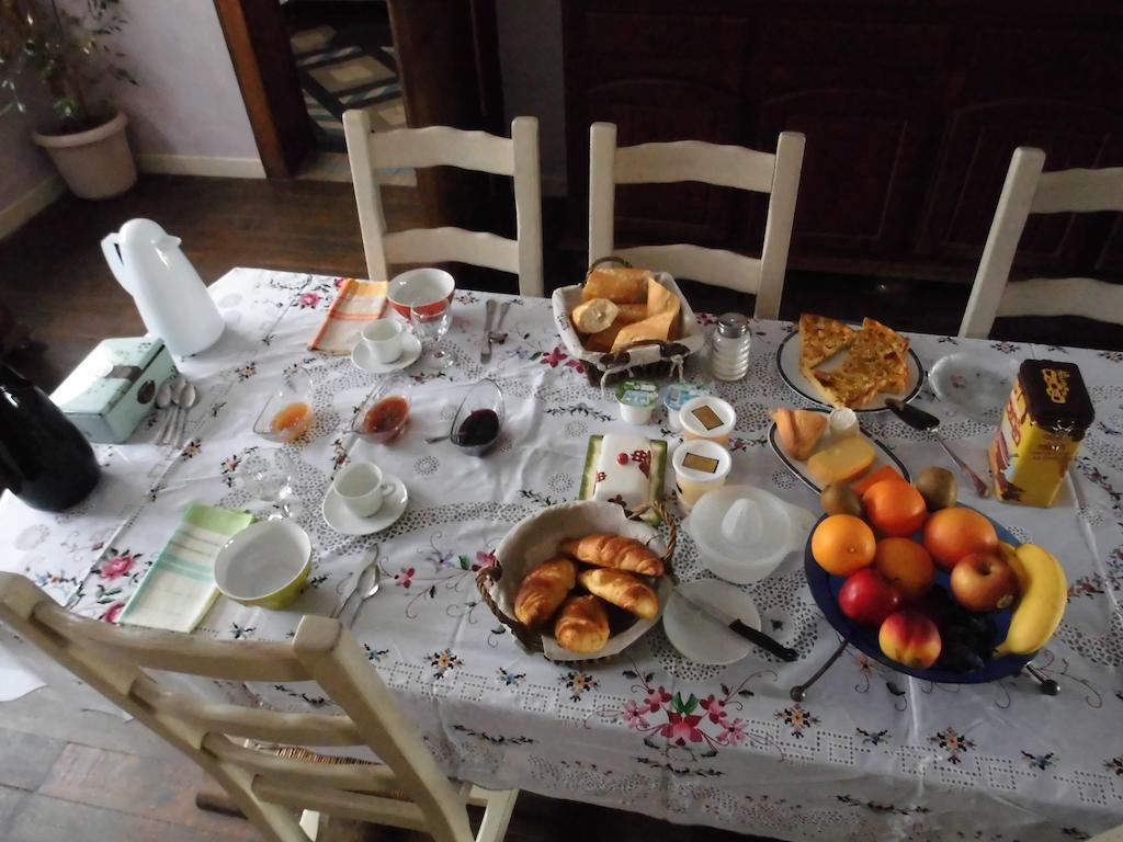 Bed and Breakfast La Demeure Avesnoise Wignehies Екстер'єр фото