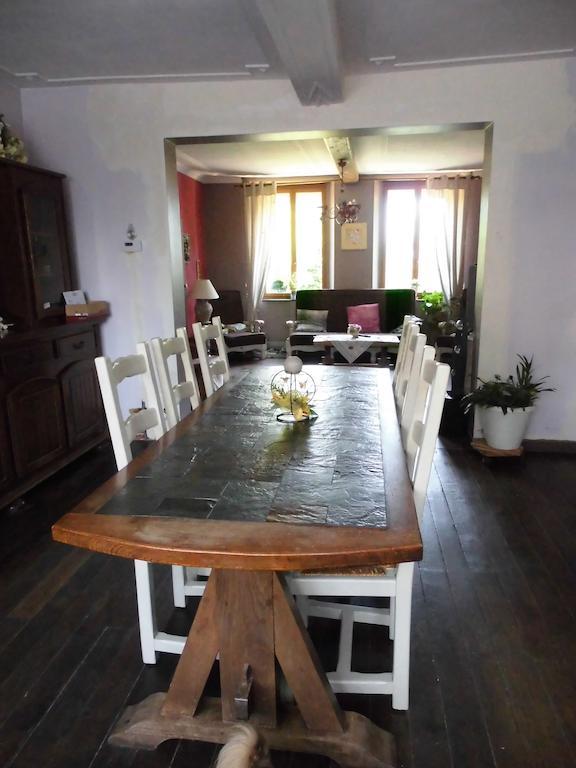Bed and Breakfast La Demeure Avesnoise Wignehies Екстер'єр фото